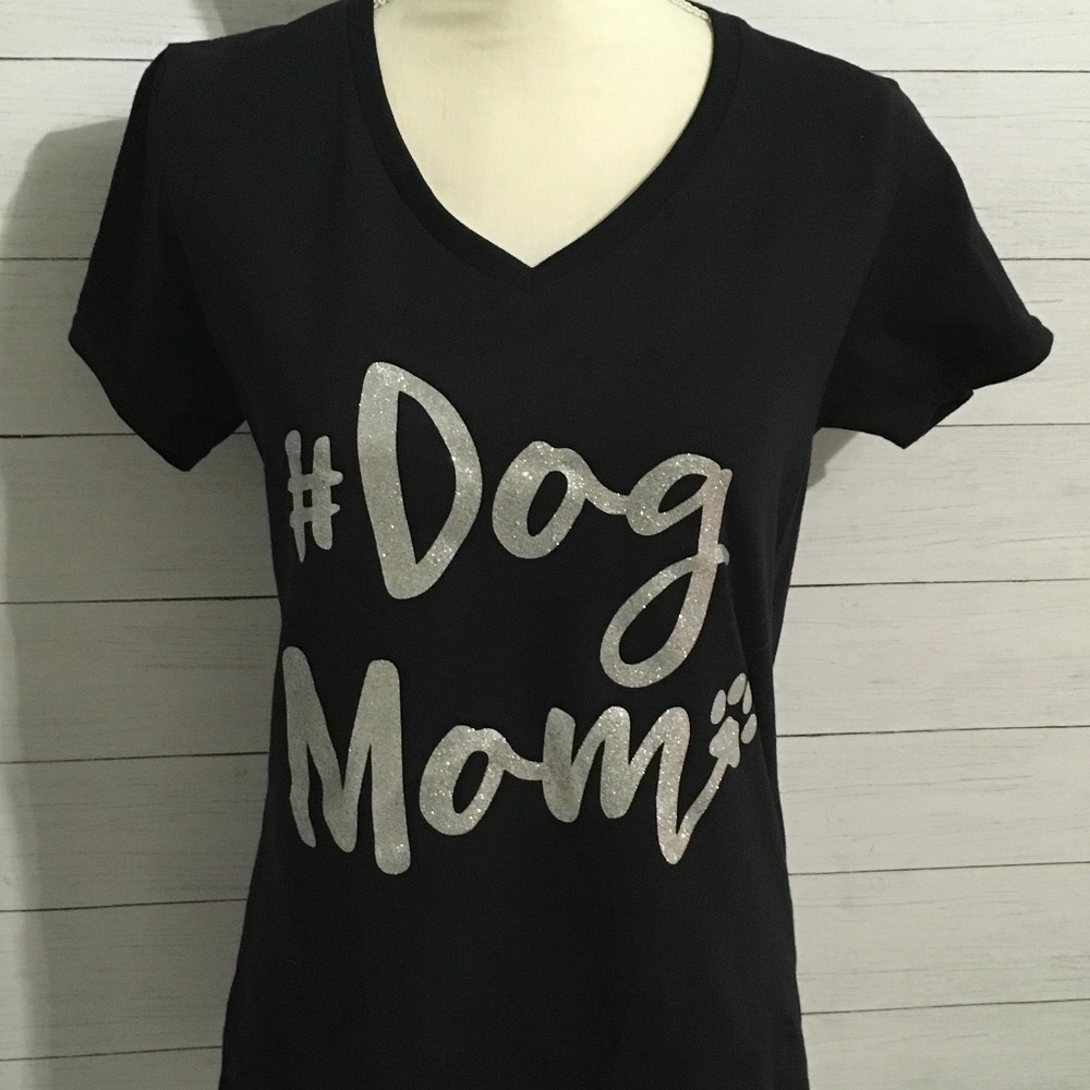 Dog Mom Sparkle T-Shirt